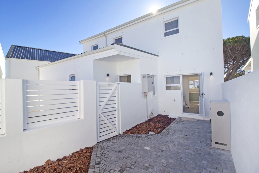 4 Bedroom Property for Sale in Imhoffs Gift Western Cape